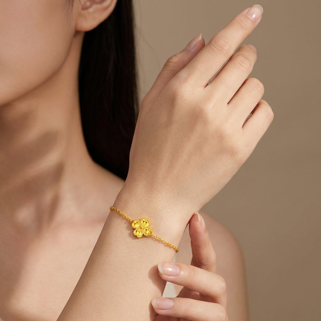 TAKA Jewellery 916 Gold Heart Petal Clover Bracelet