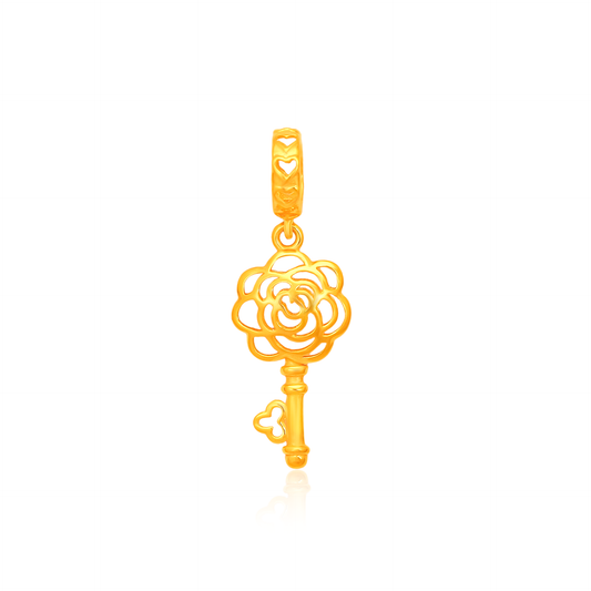 TAKA Jewellery Key 916 Gold Charm