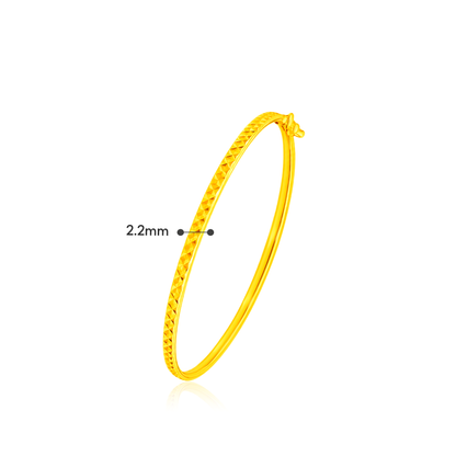 TAKA Jewellery Radiant Facet 916 Gold Bangle