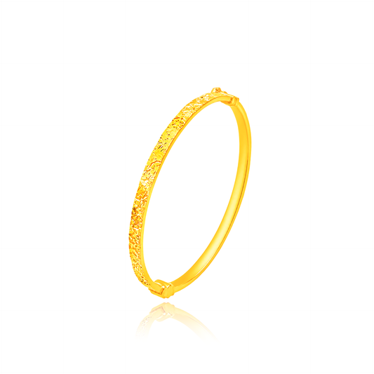 TAKA Jewellery 916 Gold Diamond-Cut Floral Bangle