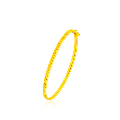 TAKA Jewellery Radiant Facet 916 Gold Bangle