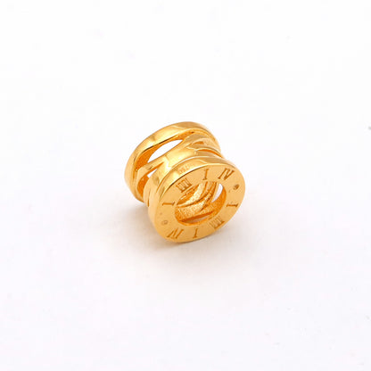 TAKA Jewellery Dolce 18K Gold Pendant Barrel